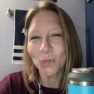 Meet your Posher, Becky